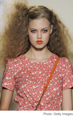 Marc by Marc Jacobs Spring 2011 frizzy hair