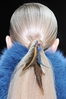 feathers gucci fall 2011