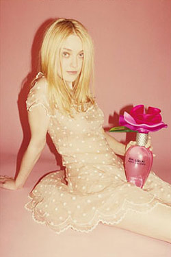 dakota fanning marc jacobs lola ad