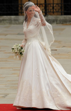 Kate Middleton Alexander McQueen wedding gown