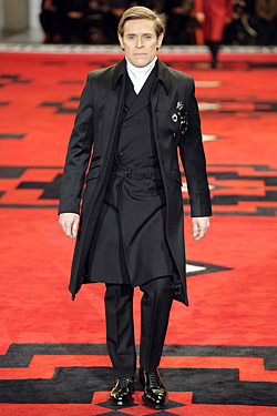 Willem Dafoe Prada Fall 2012 runway  Milan Menswear Fashion Wee