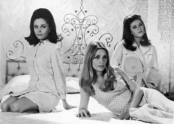 Valley of the Dolls Sharon Tate Barbara Parkins Patty Duke Jacqueline Susann