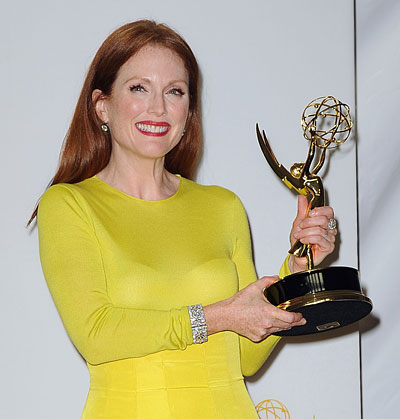 Julianne Moore jewelry stolen