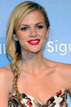 Brooklyn Decker Just Go With It Madrid premiere side braid